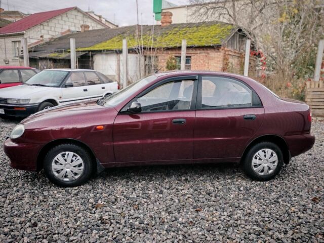 Деу Сенс 2008 у Бердичеве на Automoto.ua Червоний Деу Сенс, об'ємом двигуна 1.5 л та пробігом 90 тис. км за 2900 $, фото 10 на Automoto.ua