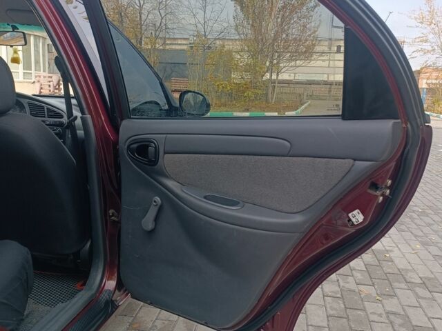 Красный Дэу Сенс, объемом двигателя 1.5 л и пробегом 200 тыс. км за 2850 $, фото 12 на Automoto.ua