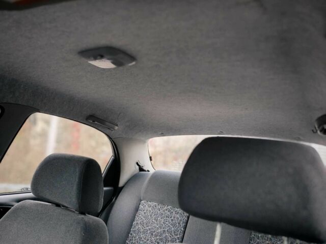 Деу Сенс 2008 у Бердичеве на Automoto.ua Червоний Деу Сенс, об'ємом двигуна 1.5 л та пробігом 90 тис. км за 2900 $, фото 13 на Automoto.ua