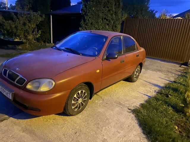 Красный Дэу Сенс, объемом двигателя 1.5 л и пробегом 120 тыс. км за 1250 $, фото 1 на Automoto.ua