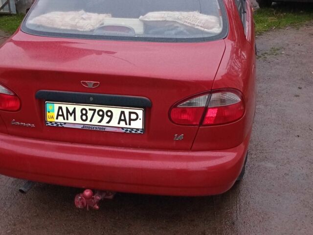 Красный Дэу Сенс, объемом двигателя 1.4 л и пробегом 180 тыс. км за 2450 $, фото 1 на Automoto.ua