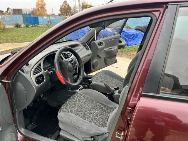 Червоний Деу Сенс, об'ємом двигуна 1.3 л та пробігом 3 тис. км за 1428 $, фото 7 на Automoto.ua