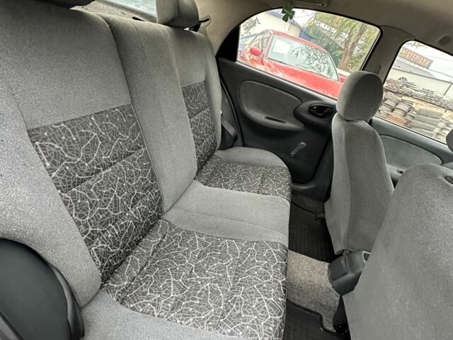 Красный Дэу Сенс, объемом двигателя 1.6 л и пробегом 198 тыс. км за 2900 $, фото 3 на Automoto.ua