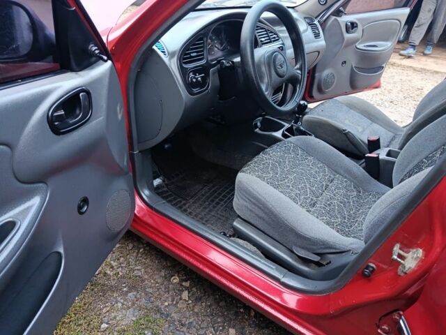 Красный Дэу Сенс, объемом двигателя 1.4 л и пробегом 154 тыс. км за 2260 $, фото 18 на Automoto.ua