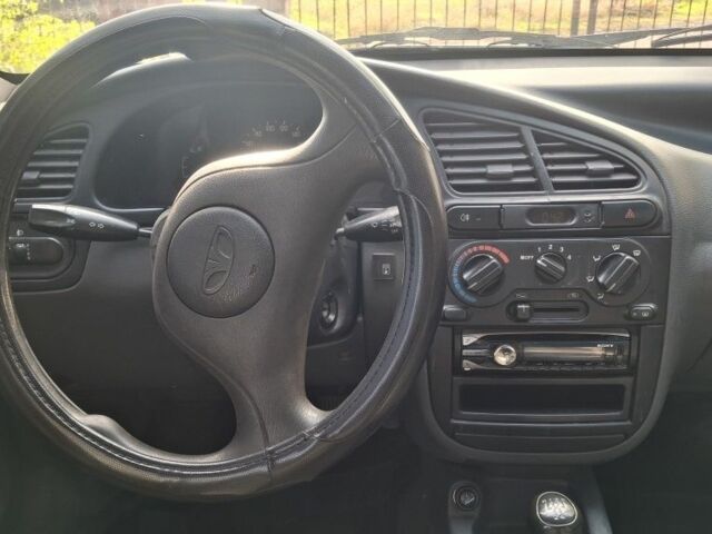 Красный Дэу Сенс, объемом двигателя 0 л и пробегом 300 тыс. км за 2500 $, фото 6 на Automoto.ua