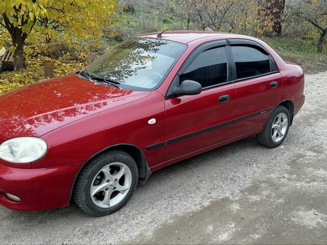 Красный Дэу Сенс, объемом двигателя 1.5 л и пробегом 183 тыс. км за 3000 $, фото 4 на Automoto.ua