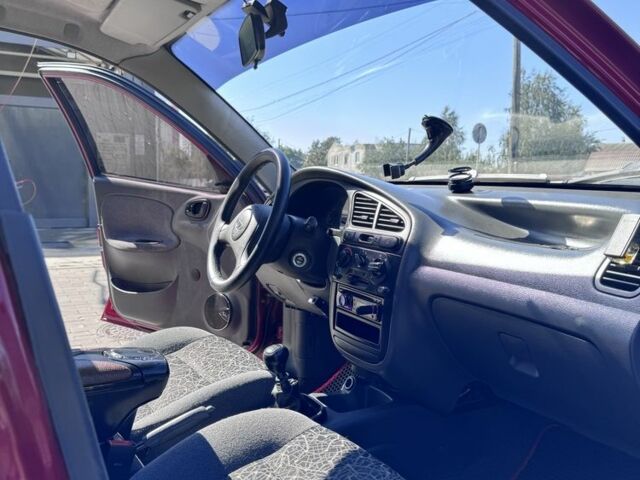 Червоний Деу Сенс, об'ємом двигуна 1.4 л та пробігом 112 тис. км за 2700 $, фото 7 на Automoto.ua
