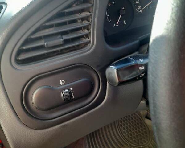 Червоний Деу Сенс, об'ємом двигуна 1.4 л та пробігом 117 тис. км за 3000 $, фото 36 на Automoto.ua