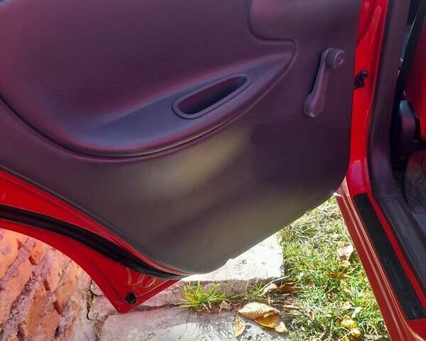 Червоний Деу Сенс, об'ємом двигуна 1.4 л та пробігом 117 тис. км за 3000 $, фото 35 на Automoto.ua