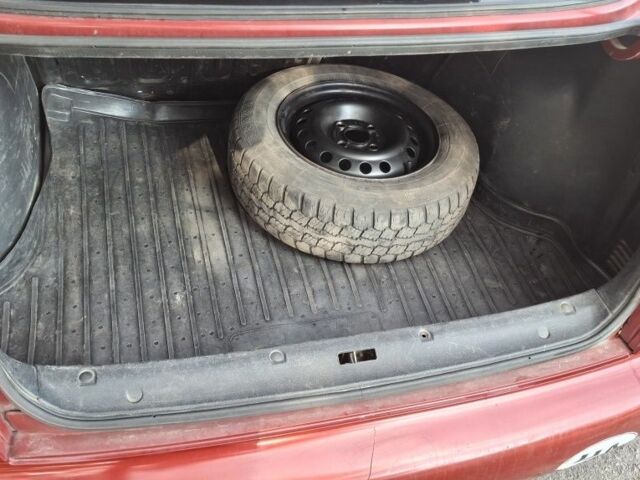 Красный Дэу Сенс, объемом двигателя 0 л и пробегом 300 тыс. км за 2500 $, фото 5 на Automoto.ua