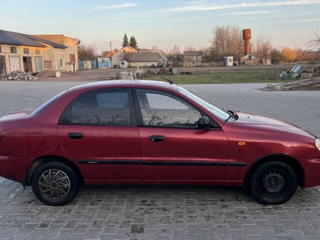 Красный Дэу Сенс, объемом двигателя 1.5 л и пробегом 246 тыс. км за 1550 $, фото 3 на Automoto.ua
