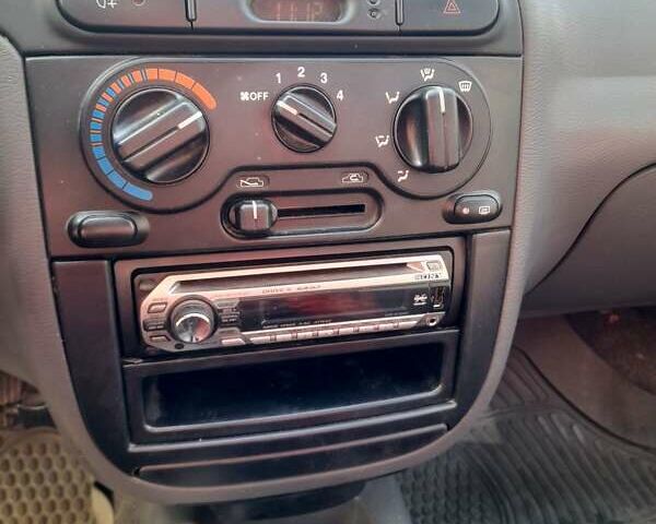 Червоний Деу Сенс, об'ємом двигуна 1.4 л та пробігом 117 тис. км за 3000 $, фото 39 на Automoto.ua