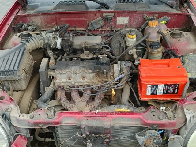 Червоний Деу Сенс, об'ємом двигуна 1.5 л та пробігом 180 тис. км за 800 $, фото 6 на Automoto.ua