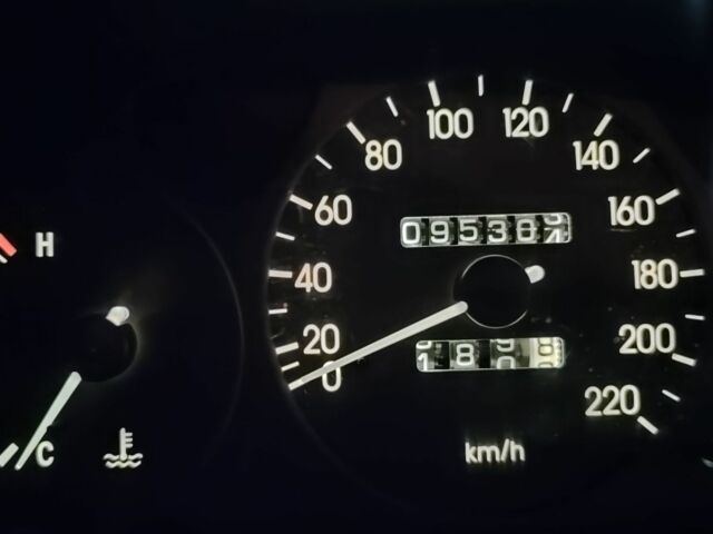 Червоний Деу Сенс, об'ємом двигуна 1.5 л та пробігом 95 тис. км за 3400 $, фото 6 на Automoto.ua