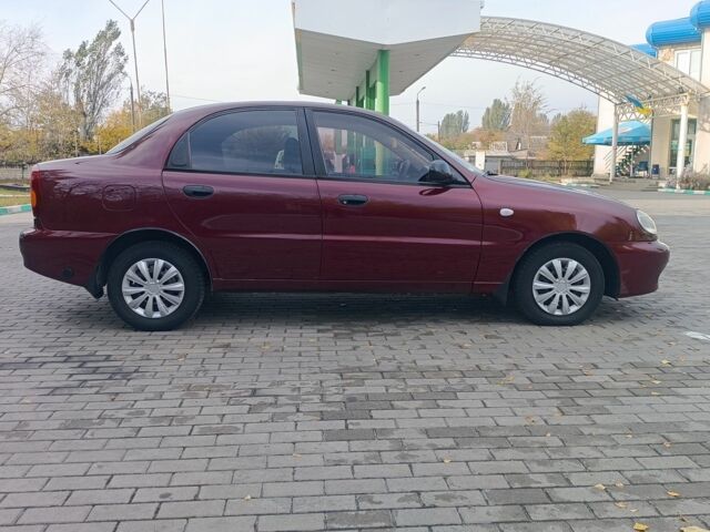 Красный Дэу Сенс, объемом двигателя 1.5 л и пробегом 200 тыс. км за 2850 $, фото 3 на Automoto.ua