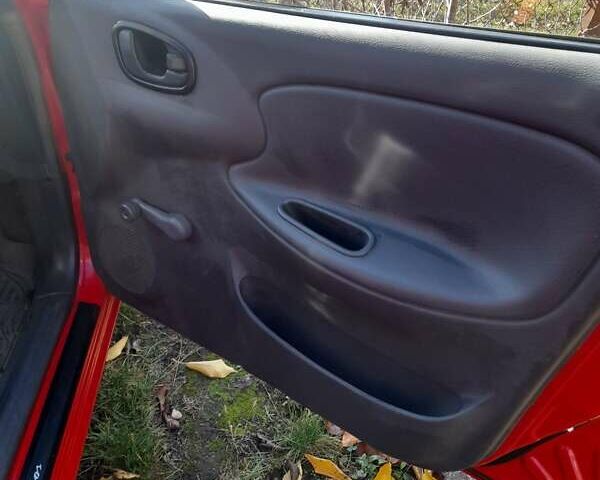 Червоний Деу Сенс, об'ємом двигуна 1.4 л та пробігом 117 тис. км за 3000 $, фото 44 на Automoto.ua