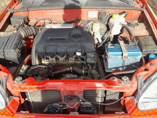 Червоний Деу Сенс, об'ємом двигуна 1.4 л та пробігом 117 тис. км за 3000 $, фото 3 на Automoto.ua