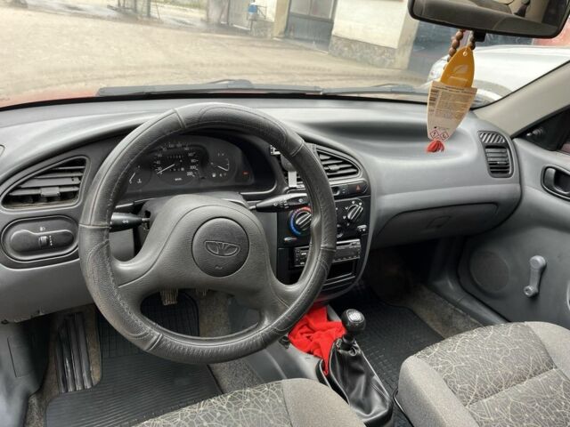 Деу Сенс 2008 у Стрые на Automoto.ua Червоний Деу Сенс, об'ємом двигуна 1.4 л та пробігом 111 тис. км за 2600 $, фото 7 на Automoto.ua
