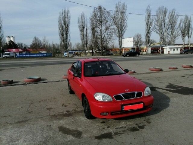 Червоний Деу Сенс, об'ємом двигуна 1.5 л та пробігом 150 тис. км за 2100 $, фото 1 на Automoto.ua