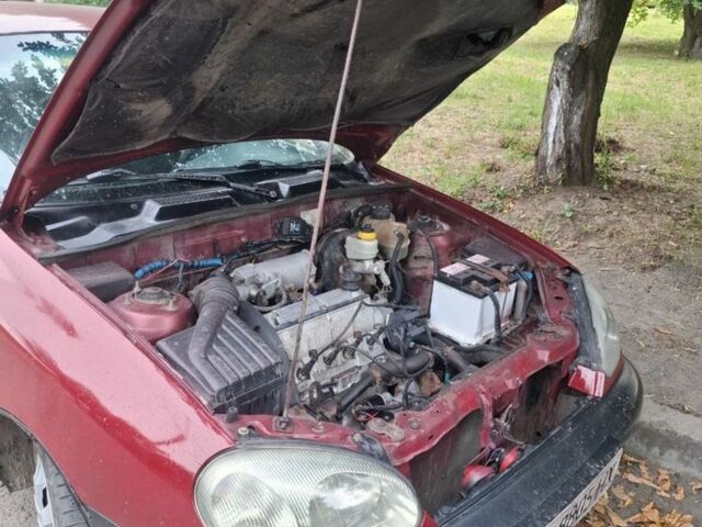 Красный Дэу Сенс, объемом двигателя 1.4 л и пробегом 150 тыс. км за 1500 $, фото 1 на Automoto.ua