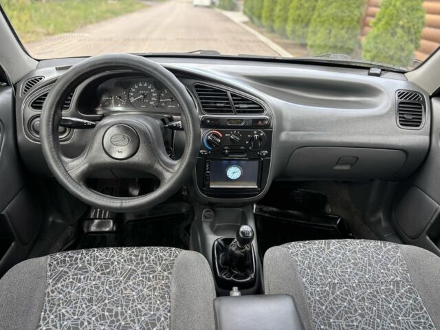 Червоний Деу Сенс, об'ємом двигуна 1.6 л та пробігом 127 тис. км за 2799 $, фото 17 на Automoto.ua