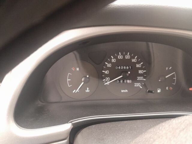 Червоний Деу Сенс, об'ємом двигуна 1.3 л та пробігом 42 тис. км за 3100 $, фото 5 на Automoto.ua