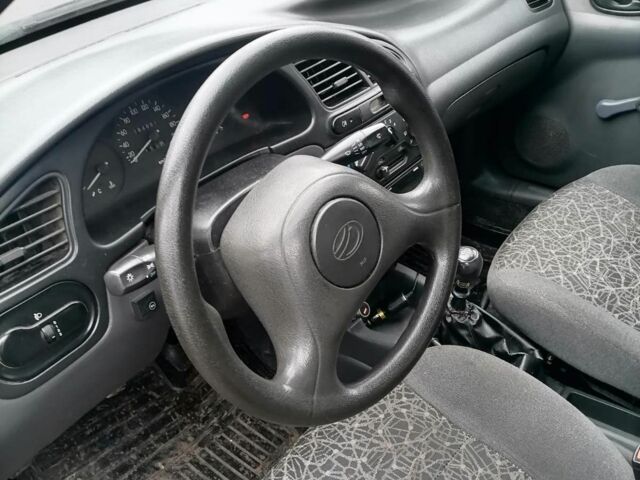 Красный Дэу Сенс, объемом двигателя 1.5 л и пробегом 164 тыс. км за 2400 $, фото 6 на Automoto.ua