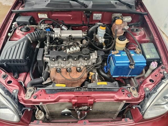 Червоний Деу Сенс, об'ємом двигуна 1.5 л та пробігом 150 тис. км за 2800 $, фото 3 на Automoto.ua