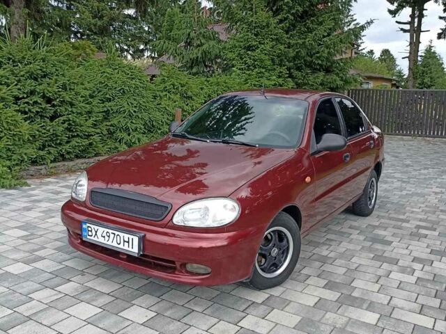 Красный Дэу Сенс, объемом двигателя 1.5 л и пробегом 156 тыс. км за 2650 $, фото 1 на Automoto.ua
