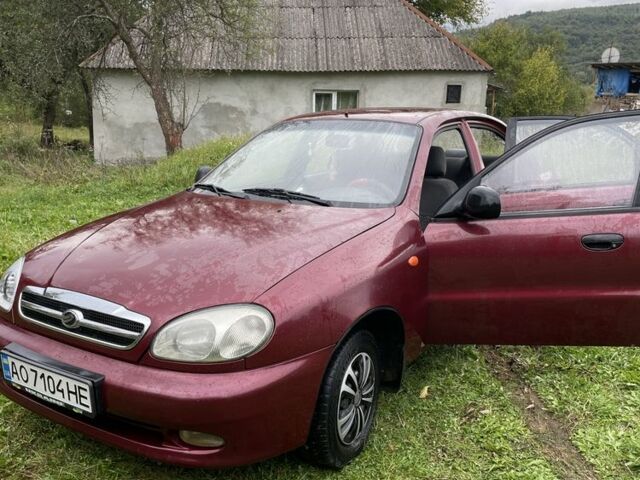 Дэу Сенс 2011 в Ужгороде на Automoto.ua Красный Дэу Сенс, объемом двигателя 1.3 л и пробегом 94 тыс. км за 1900 $, фото 5 на Automoto.ua
