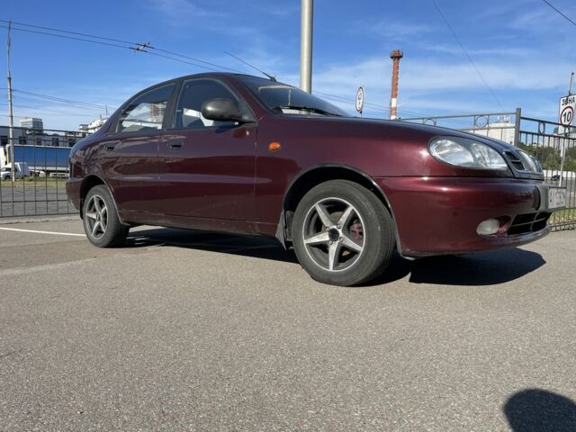 Красный Дэу Сенс, объемом двигателя 1.5 л и пробегом 134 тыс. км за 2600 $, фото 2 на Automoto.ua