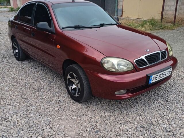 Красный Дэу Сенс, объемом двигателя 1.5 л и пробегом 169 тыс. км за 3400 $, фото 1 на Automoto.ua