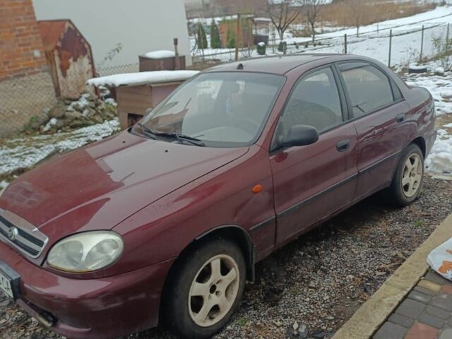 Красный Дэу Сенс, объемом двигателя 0 л и пробегом 165 тыс. км за 1350 $, фото 4 на Automoto.ua