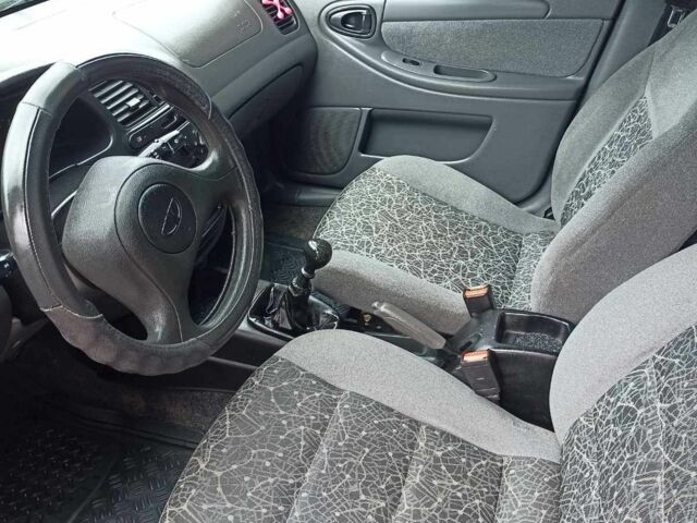 Красный Дэу Сенс, объемом двигателя 1.5 л и пробегом 156 тыс. км за 2650 $, фото 7 на Automoto.ua