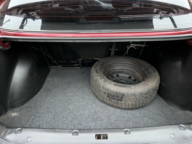 Червоний Деу Сенс, об'ємом двигуна 1.5 л та пробігом 111 тис. км за 3100 $, фото 17 на Automoto.ua