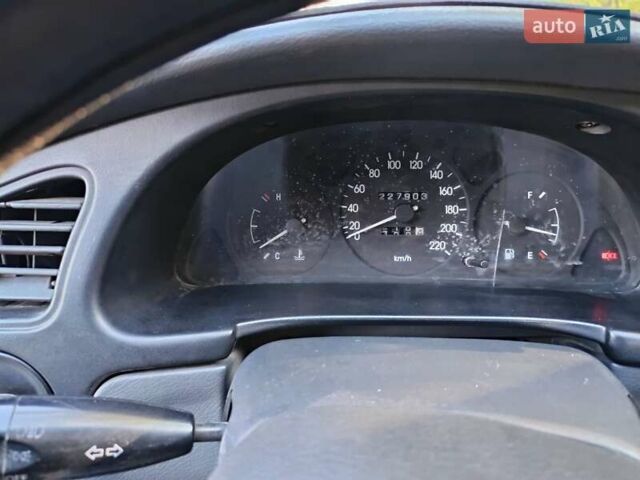 Червоний Деу Сенс, об'ємом двигуна 1.3 л та пробігом 258 тис. км за 3500 $, фото 4 на Automoto.ua