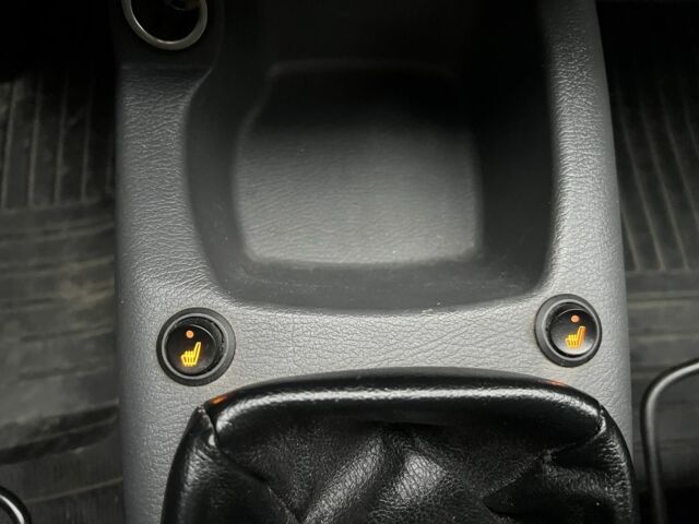 Червоний Деу Сенс, об'ємом двигуна 1.5 л та пробігом 111 тис. км за 3100 $, фото 22 на Automoto.ua