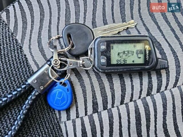Червоний Деу Сенс, об'ємом двигуна 1.3 л та пробігом 258 тис. км за 3500 $, фото 10 на Automoto.ua