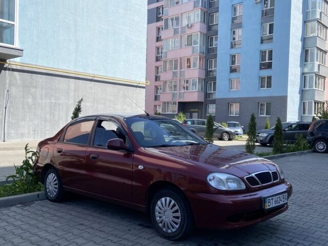 Красный Дэу Сенс, объемом двигателя 1.5 л и пробегом 206 тыс. км за 2350 $, фото 1 на Automoto.ua