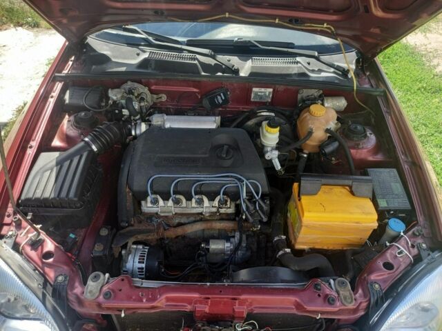 Червоний Деу Сенс, об'ємом двигуна 0 л та пробігом 97 тис. км за 2300 $, фото 4 на Automoto.ua