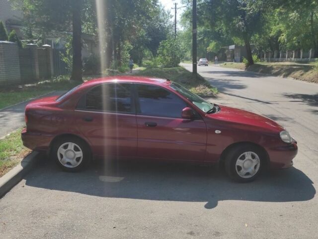 Красный Дэу Сенс, объемом двигателя 1.5 л и пробегом 160 тыс. км за 3200 $, фото 3 на Automoto.ua
