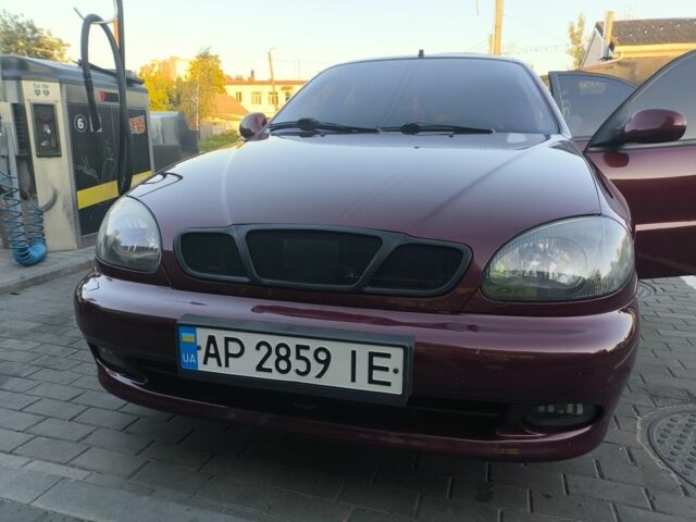 Красный Дэу Сенс, объемом двигателя 1.5 л и пробегом 104 тыс. км за 3000 $, фото 1 на Automoto.ua
