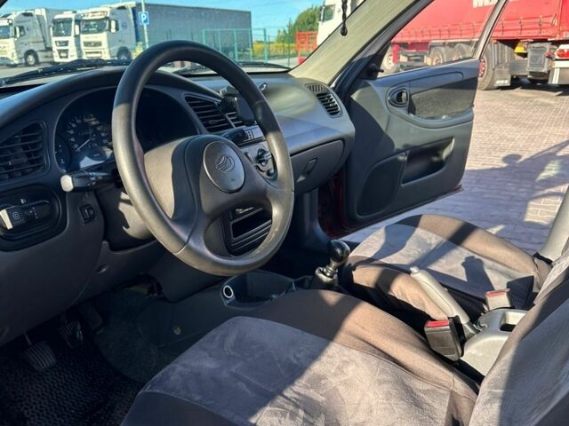 Красный Дэу Сенс, объемом двигателя 1.3 л и пробегом 160 тыс. км за 1868 $, фото 8 на Automoto.ua
