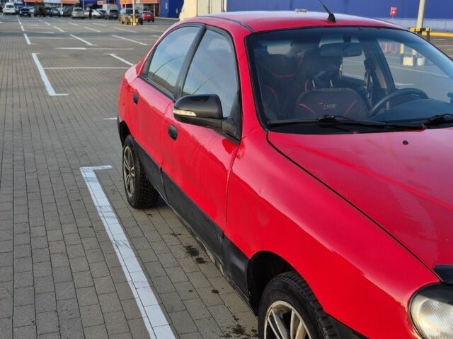 Красный Дэу Сенс, объемом двигателя 1.5 л и пробегом 144 тыс. км за 2400 $, фото 3 на Automoto.ua