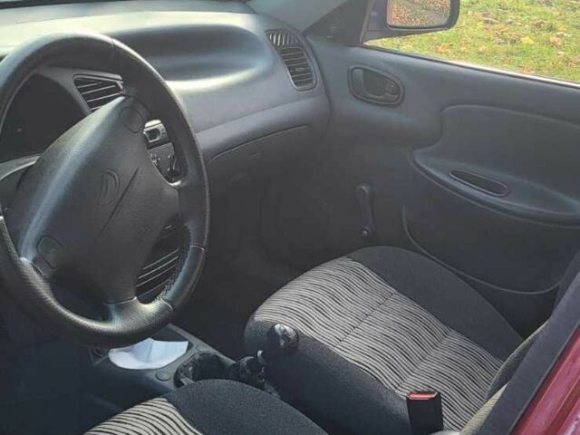 Красный Дэу Сенс, объемом двигателя 1.5 л и пробегом 84 тыс. км за 3550 $, фото 14 на Automoto.ua