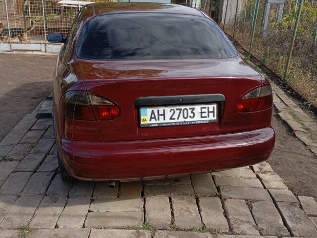 Красный Дэу Сенс, объемом двигателя 1.3 л и пробегом 127 тыс. км за 2300 $, фото 3 на Automoto.ua