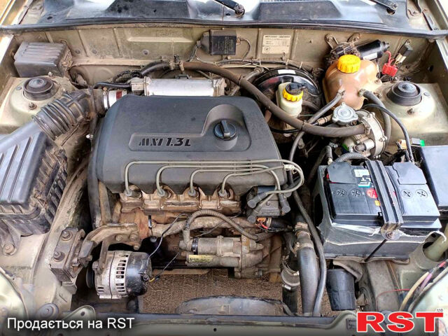 Деу Сенс, об'ємом двигуна 1.3 л та пробігом 210 тис. км за 1950 $, фото 2 на Automoto.ua