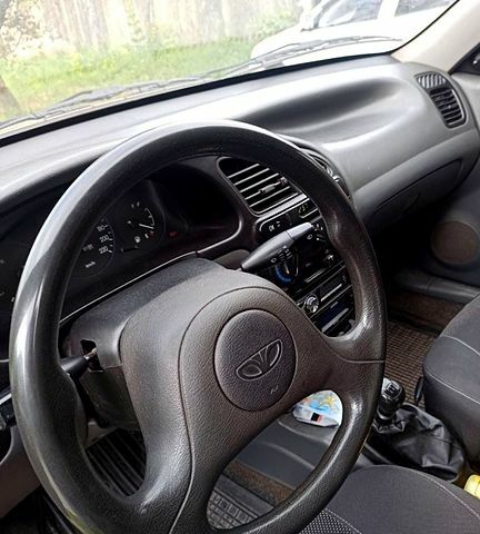 Дэу Сенс, объемом двигателя 13 л и пробегом 140 тыс. км за 1700 $, фото 5 на Automoto.ua