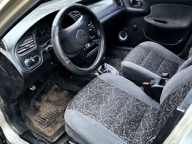 Дэу Сенс, объемом двигателя 1.3 л и пробегом 250 тыс. км за 830 $, фото 2 на Automoto.ua