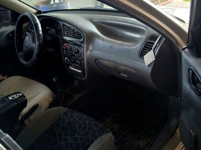 Дэу Сенс, объемом двигателя 1.3 л и пробегом 292 тыс. км за 1500 $, фото 4 на Automoto.ua